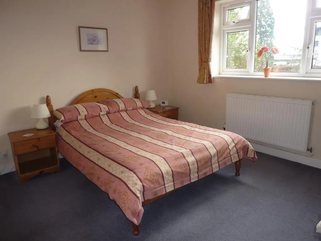 Bridge House B&B Cheltenham 4*,  United Kingdom